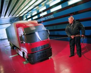 Los servicios formativos y de gestión con que Volvo complementa sus vehículos permiten importantes ahorros de combustible.